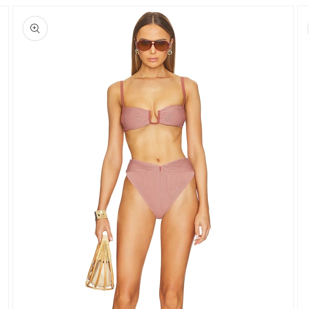 Never worn Tularosa bathing suit Lexi